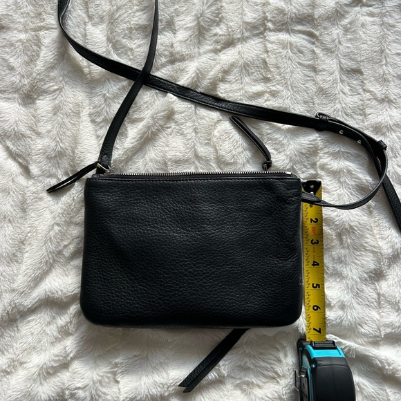 Vince Camuto Black Leather Shoulder Bag - Picture 2 of 5